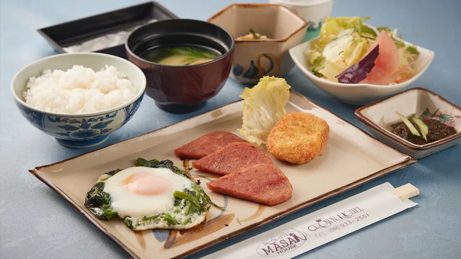 Crown Hotel Okinawa