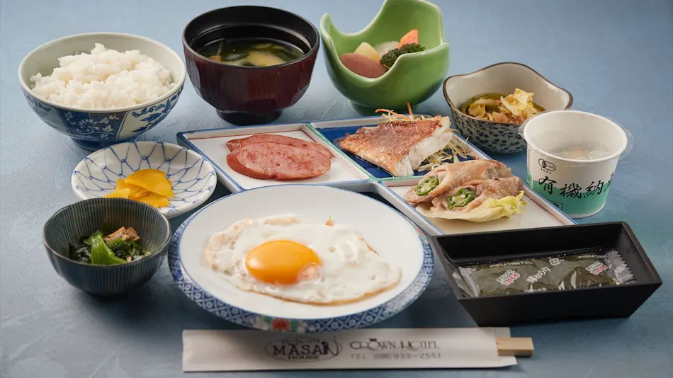 Crown Hotel Okinawa