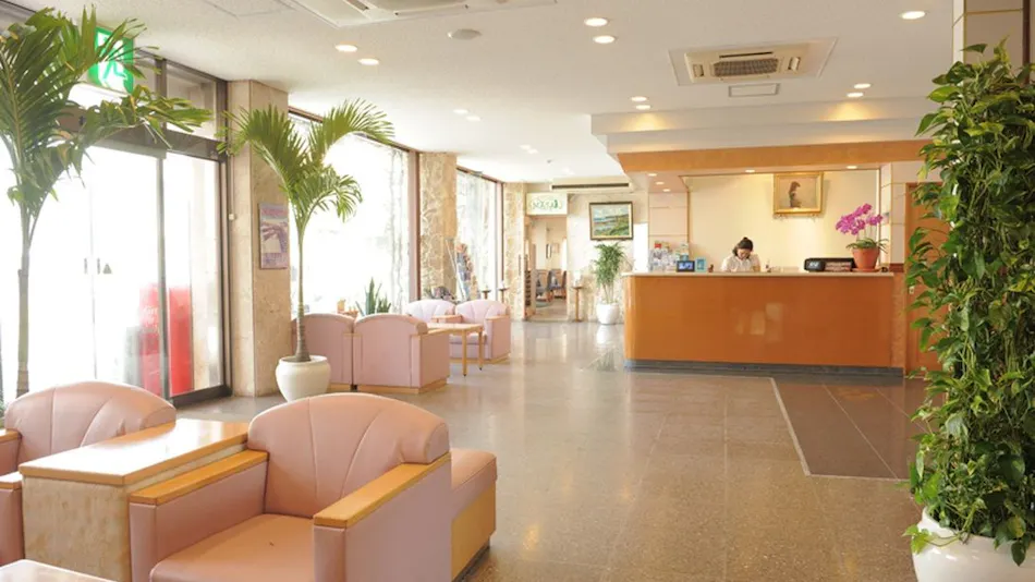 Crown Hotel Okinawa