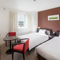 ห้องพักแบบเตียงคู่มาตรฐาน