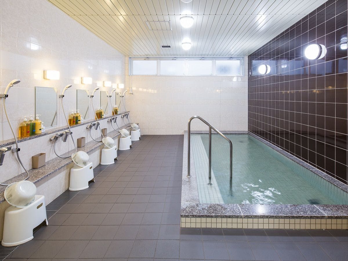 ห้องอาบน้ำสาธารณะ