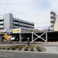 ที่จอดรถ (35 คัน, รถยนต์ทั่วไป 500 เยน/คืน)