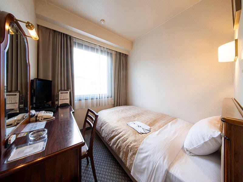 【ห้องเดี่ยว 12 ตร.ม.】เตียงกว้าง 120 ซม.