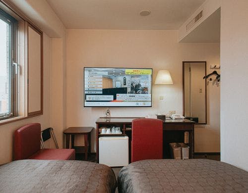 客室テレビを55インチへ交換しました！