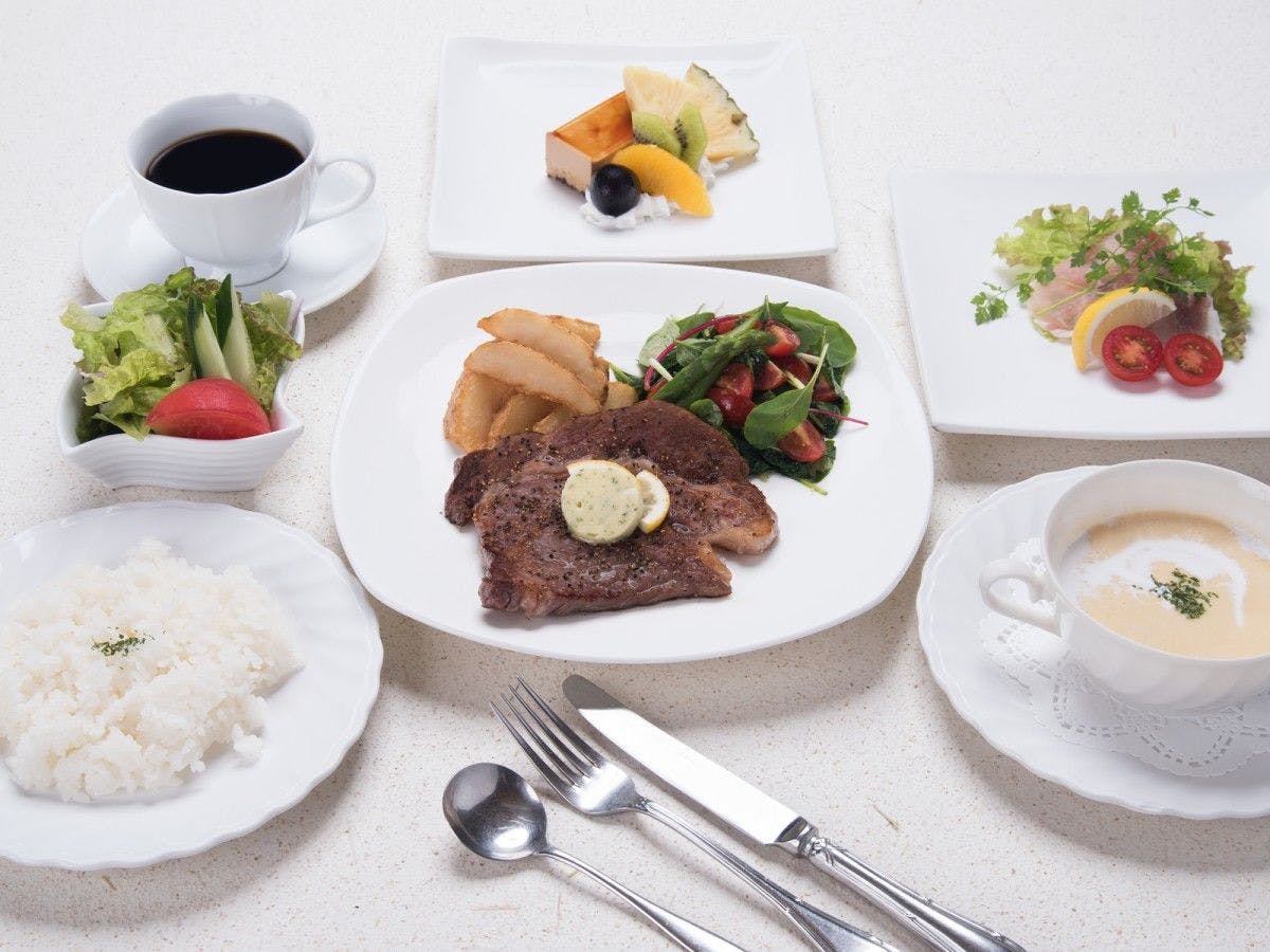 Yao Grand Hotel