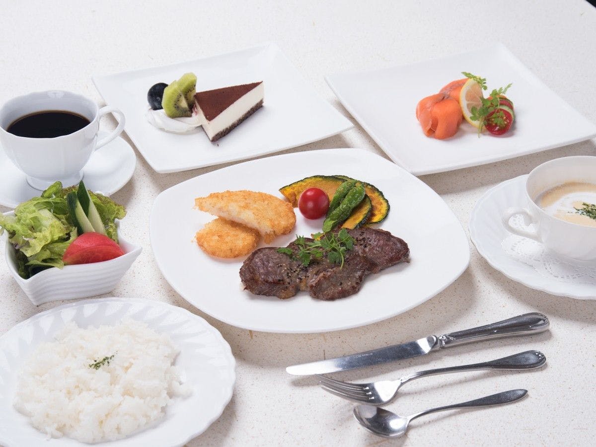 Yao Grand Hotel
