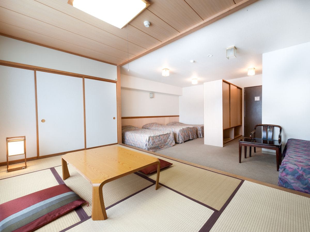 ตัวอย่างห้องสไตล์ญี่ปุ่นและตะวันตก