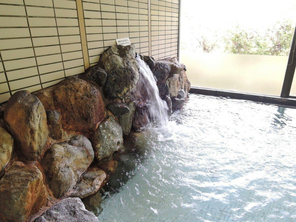 Maruoka Onsen Takekurabe