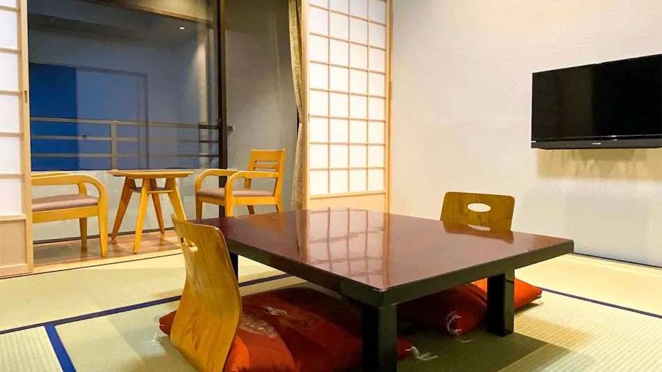 Maruoka Onsen Takekurabe