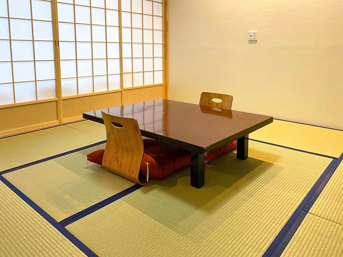 Maruoka Onsen Takekurabe