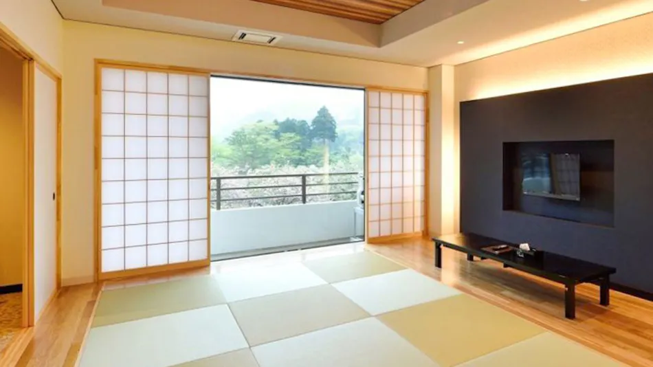 Maruoka Onsen Takekurabe