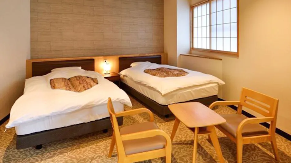 Maruoka Onsen Takekurabe