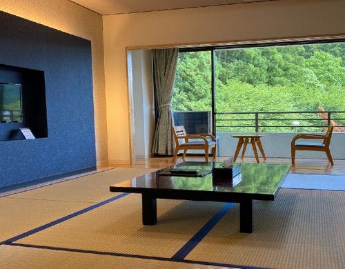 ・＜やすらぎ和室＞