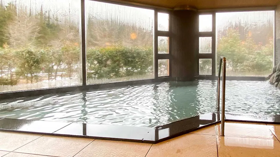 Maruoka Onsen Takekurabe