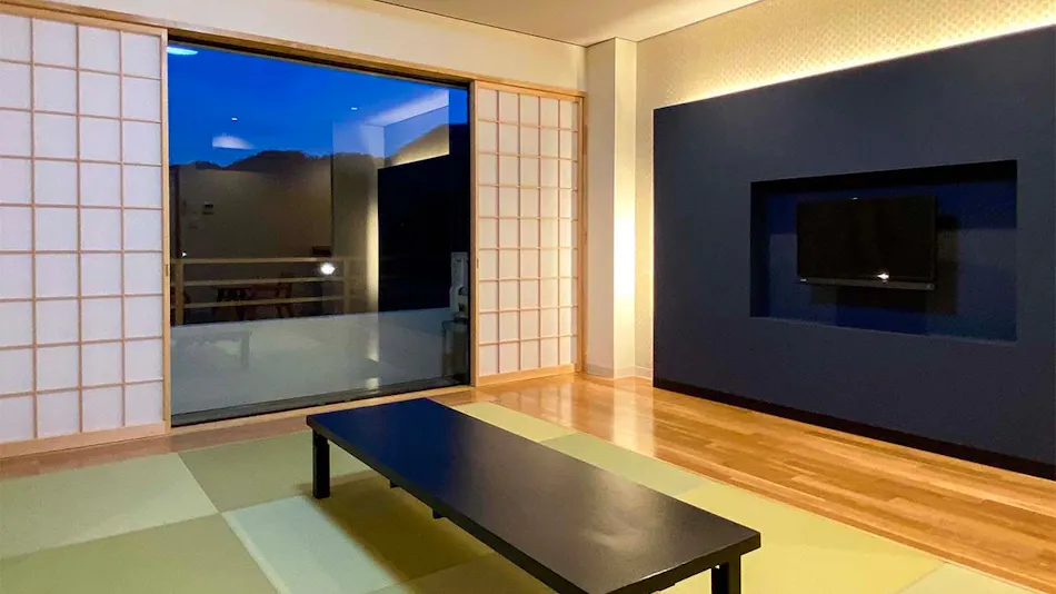 Maruoka Onsen Takekurabe