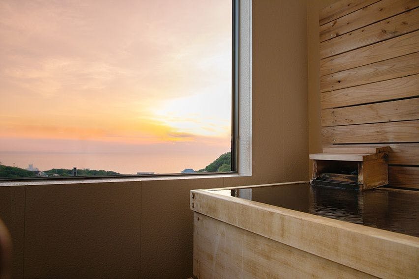 Hotel Tenzankaku Ocean View Garden