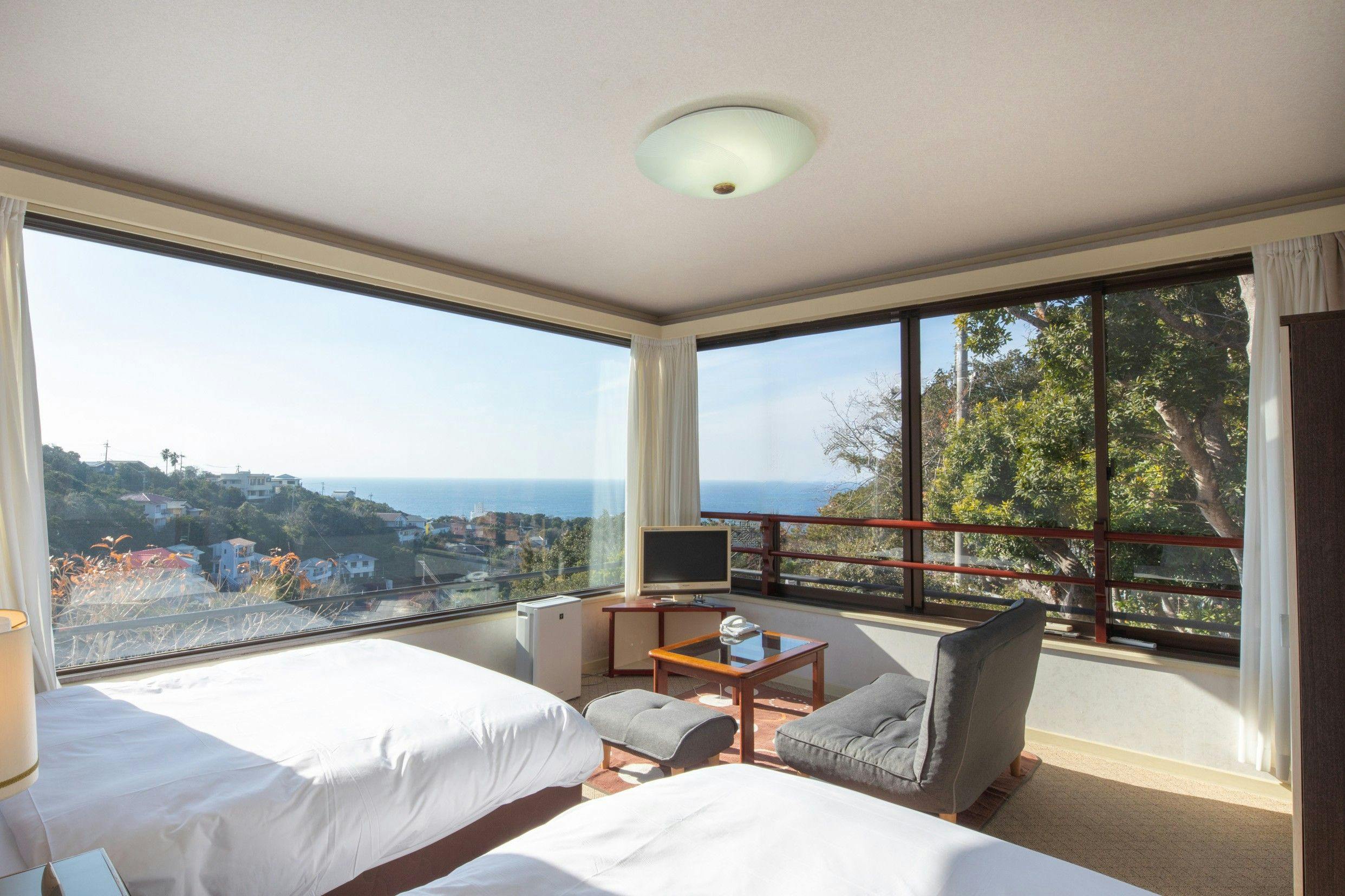 Hotel Tenzankaku Ocean View Garden