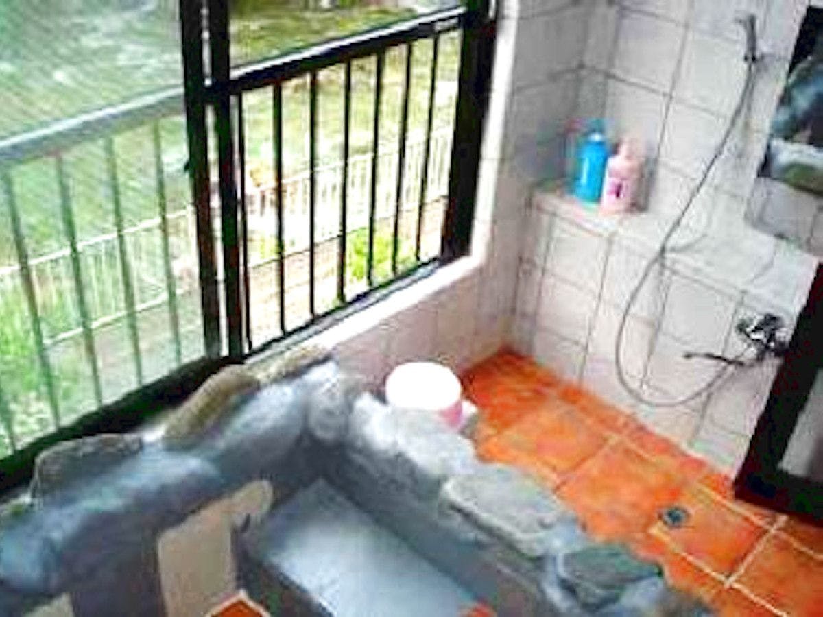 ห้องฮิอิรากิ / อ่างอาบน้ำกลางแจ้งครึ่งหนึ่งพร้อมวิวลำธารใส