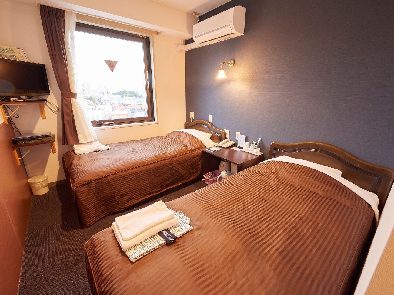 Kamar Twin: Suasana Siang Hari