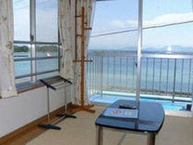 民宿はごろも荘