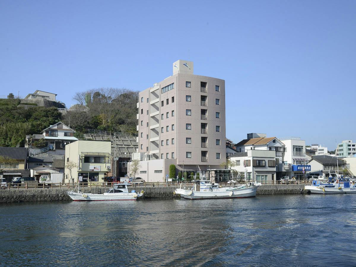 Iki Marina Hotel
