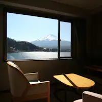 ห้องพักเตียงคู่มาตรฐานพร้อมวิวภูเขาไฟฟูจิและทะเลสาบ