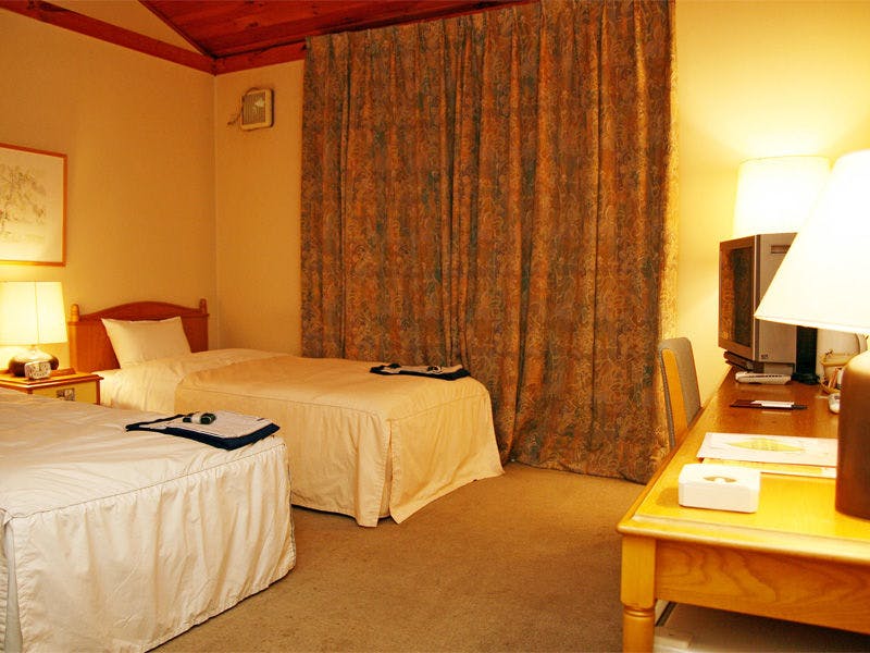 *【บ้านไม้ซุง】ตัวอย่างห้องพักเตียงคู่