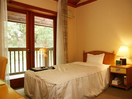 *【ログ棟】シングルルーム一例