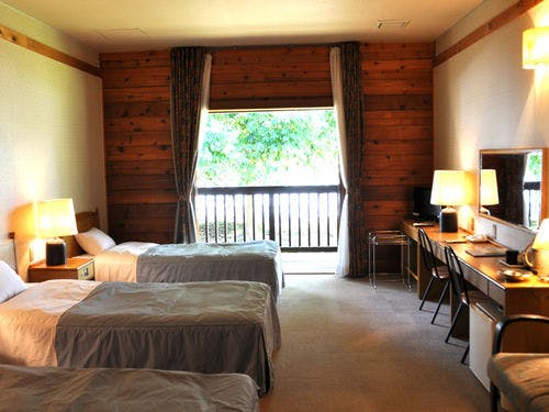 *【ログ棟】グループルーム一例