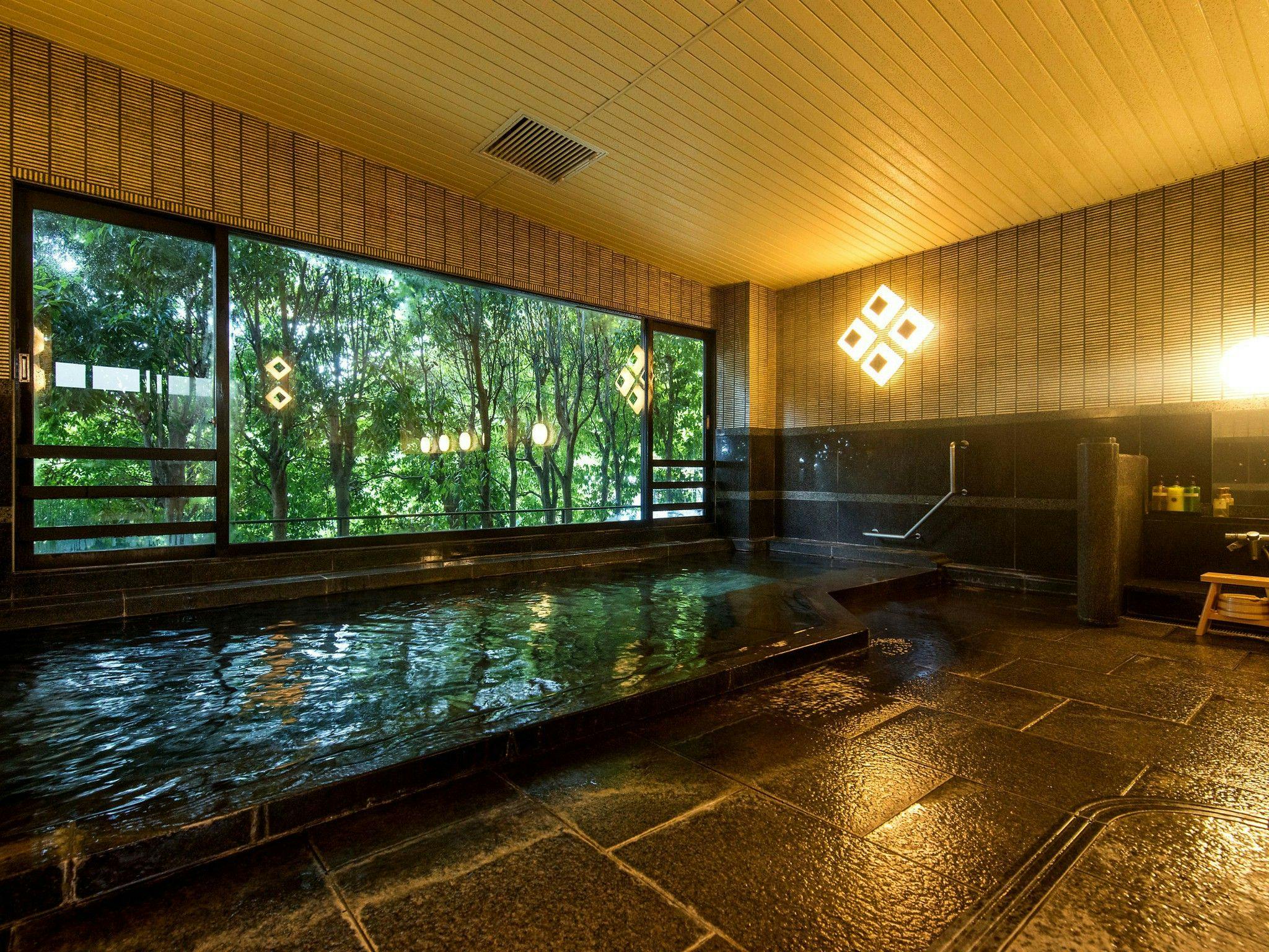 ห้องอาบน้ำสาธารณะ