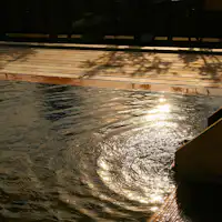 สัมผัสนุ่มลื่น พร้อมคุณสมบัติช่วยบำรุงผิวให้ชุ่มชื้น