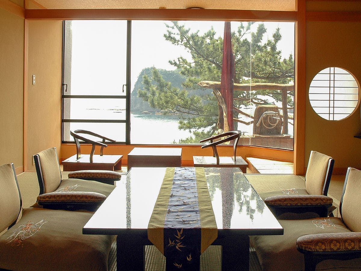 Seiryu Seaside Sunset Onsen Ryokan