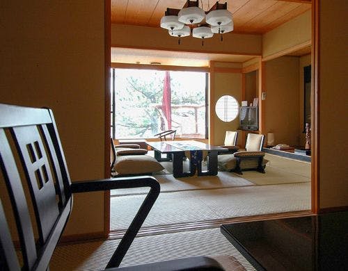 ■テーブル座卓［絶景露天風呂付き和室］