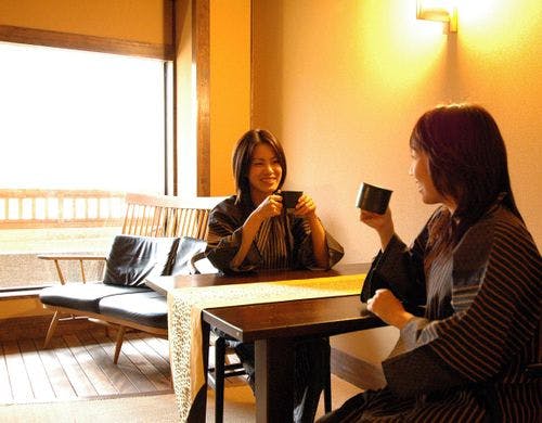 ■のんびりと［露天風呂付き和モダン客室］