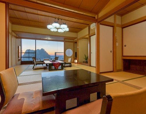 ■堂ヶ島を望む［ジュニアスイー和室］