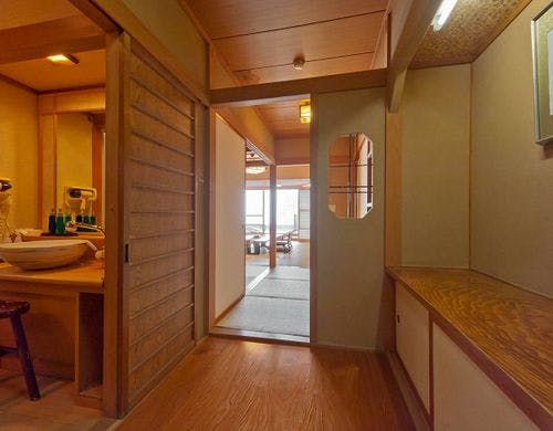 ■玄関［DX和室10畳＋4.5畳］