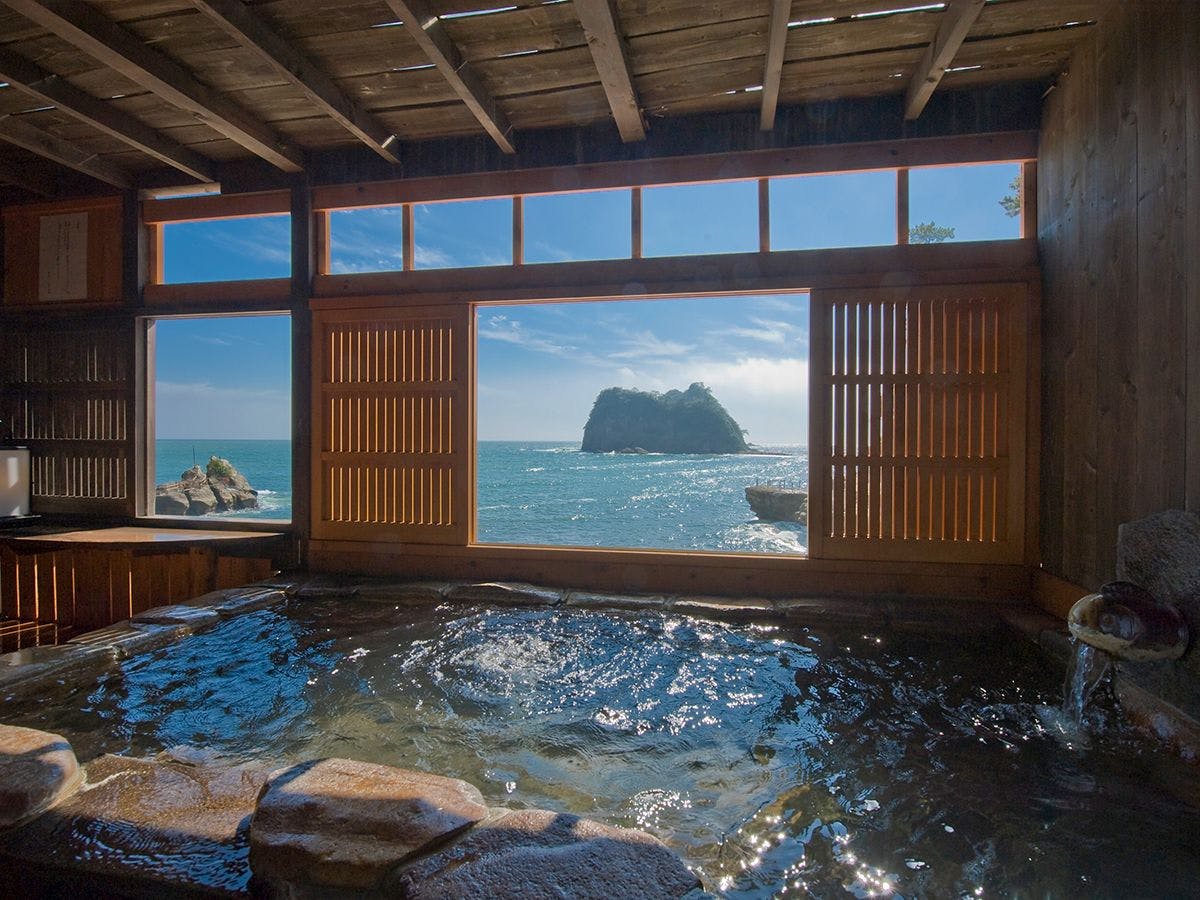 Seiryu Seaside Sunset Onsen Ryokan