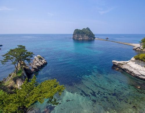 ■透き通った海と浮かぶ島々の絶景に感動