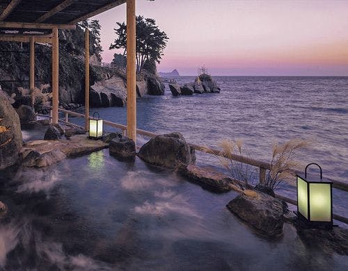 ■まさに海辺のかくれ湯　露天風呂（女性）