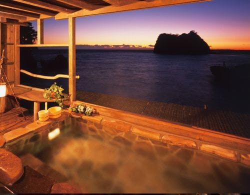 ■西伊豆の美しい海を望む［貸切風呂］