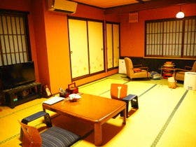 源泉にごり湯の宿　山田屋温泉旅館