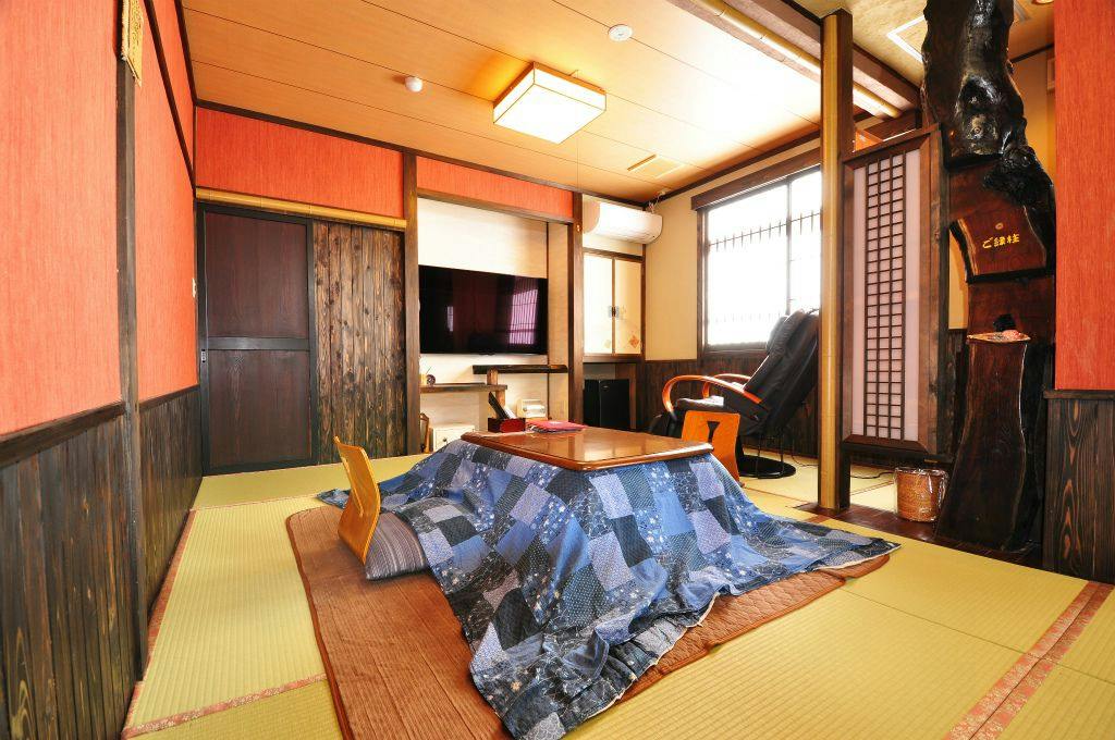 Yamadayu Onsen Ryokan: The Inn with Cloudy Hot Spring Water from the Source