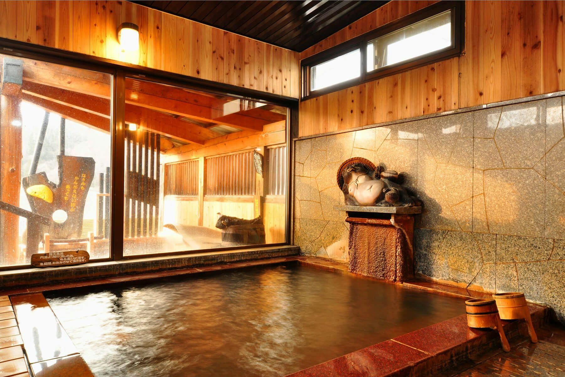 Yamadayu Onsen Ryokan: The Inn with Cloudy Hot Spring Water from the Source