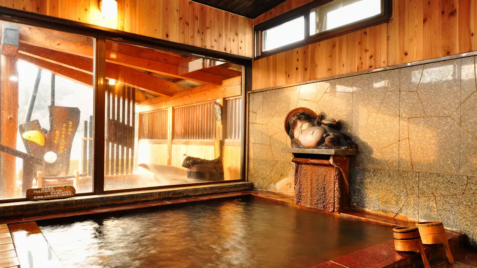 Yamadayu Onsen Ryokan: The Inn with Cloudy Hot Spring Water from the Source