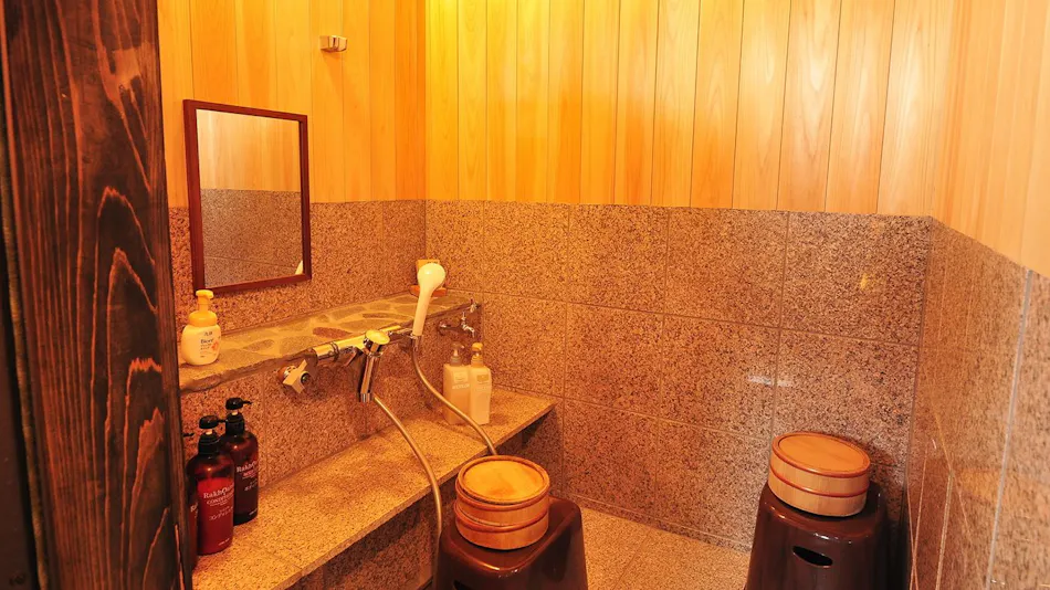 Yamadayu Onsen Ryokan: The Inn with Cloudy Hot Spring Water from the Source