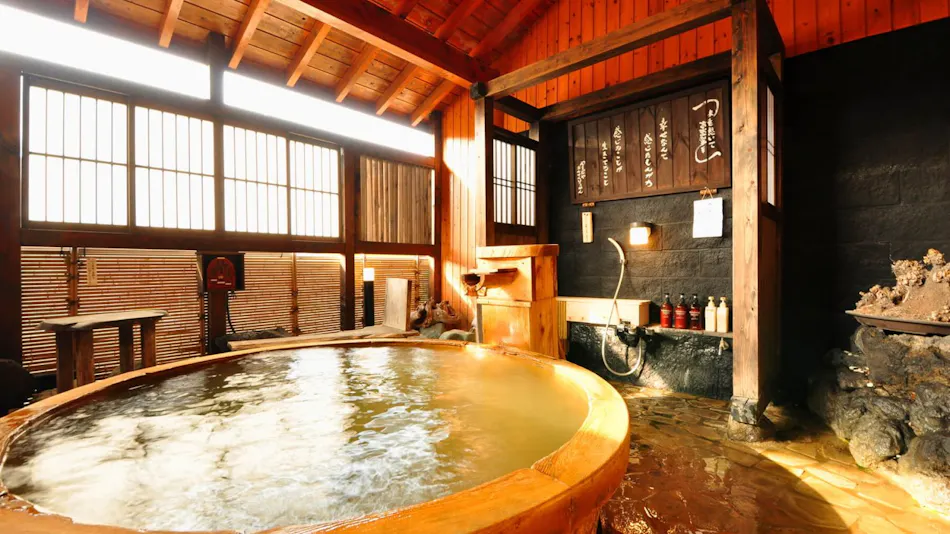 Yamadayu Onsen Ryokan: The Inn with Cloudy Hot Spring Water from the Source