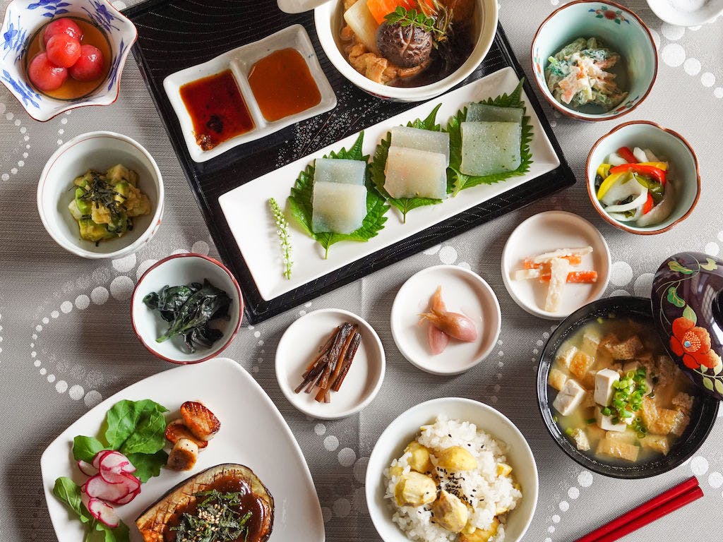 อาหารมังสวิรัติสร้างสรรค์โดยโบโมริ