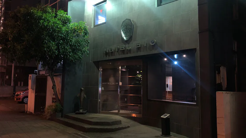 HOTEL910