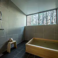 ห้องอาบน้ำรวมฮิโนกิ 2 แห่ง