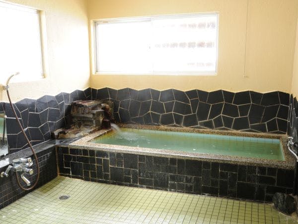 ห้องอาบน้ำแยกชายหญิง